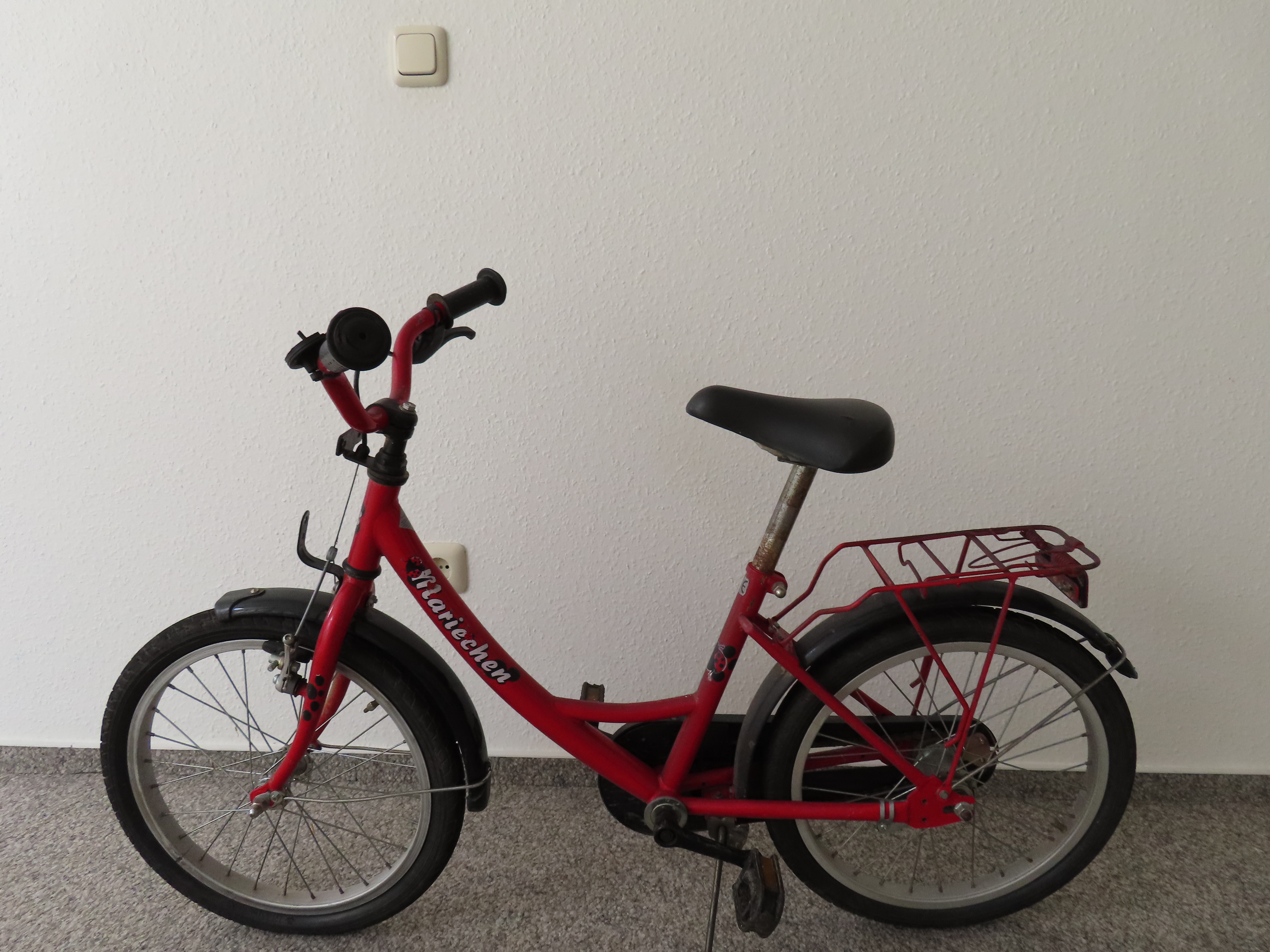 09 2026 rotes Kinderfahrrad 09 2026 rotes Kinderfahrrad